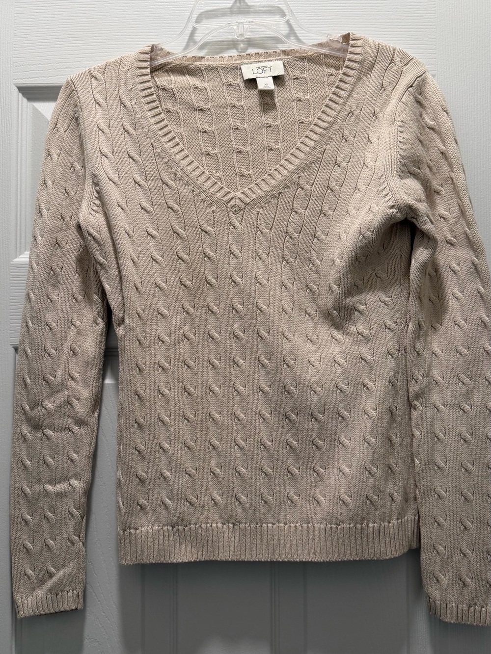 LOFT Cable Knit V-Neck Sweater - Light Taupe